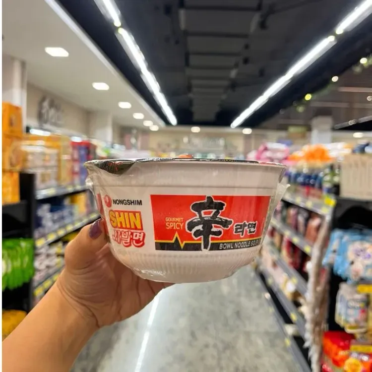 Macarrão Instantâneo Coreano Shin 