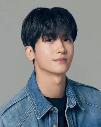 Foto de Park Hyung-sik